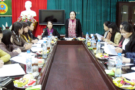 Đoàn công tác của TW hội LHPN Việt Nam kiểm tra công tác hội và phong trào phụ nữ Hưng Yên